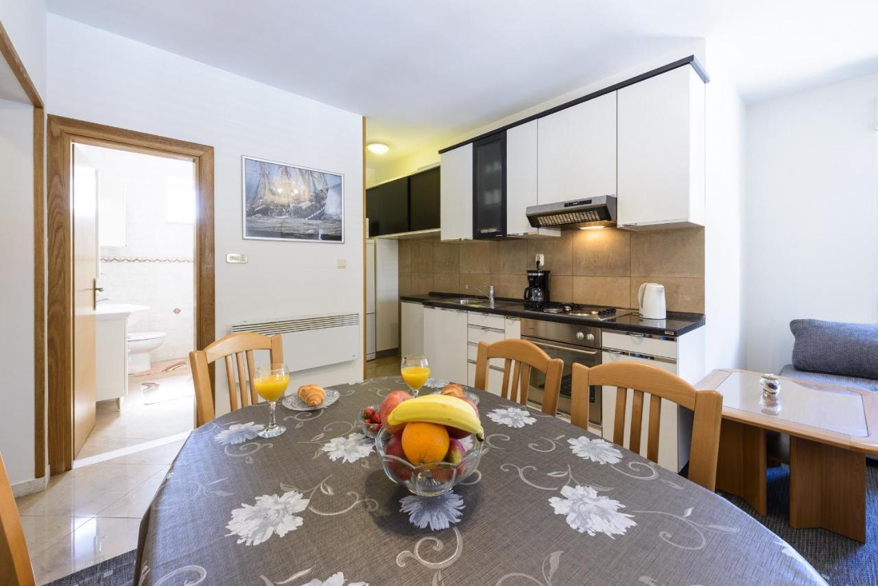 Apartment Tija Two Bedroom Apartment With Balcony And Partial Sea View Dubrovnik Exterior photo